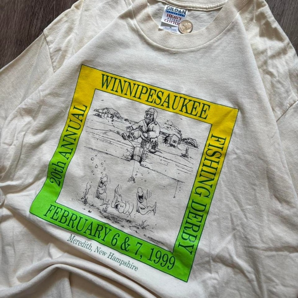 Vintage 90's Fishing Funny Graphic T-shirt